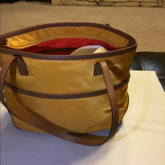 Michael Kors tote - Picture 8 of 12